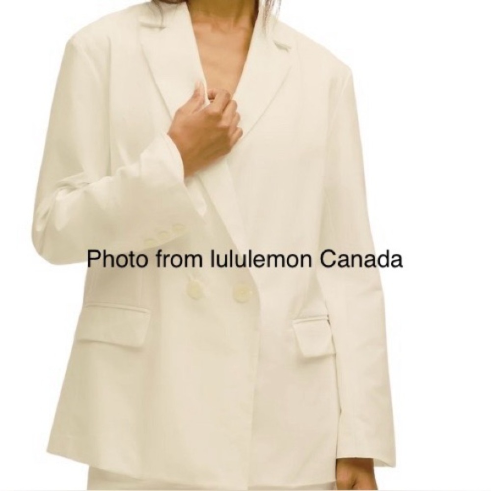 Lululemon Athletica Light Cream Blazer